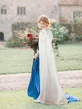 JEGERMIG Neutral Role-Play Vampire Cloak with Feathers Medieval Knight Cape White - Glow-Paradise